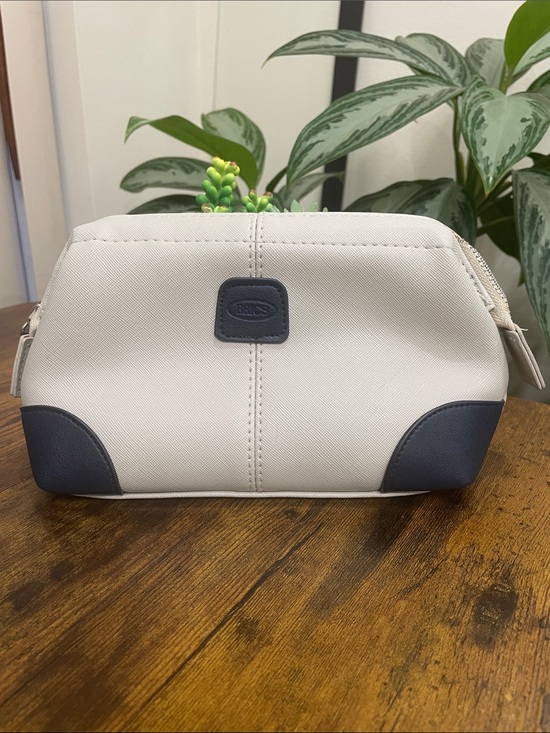 Bric's Other - Bric's Cream and Navy Men's Toiletry Pouch